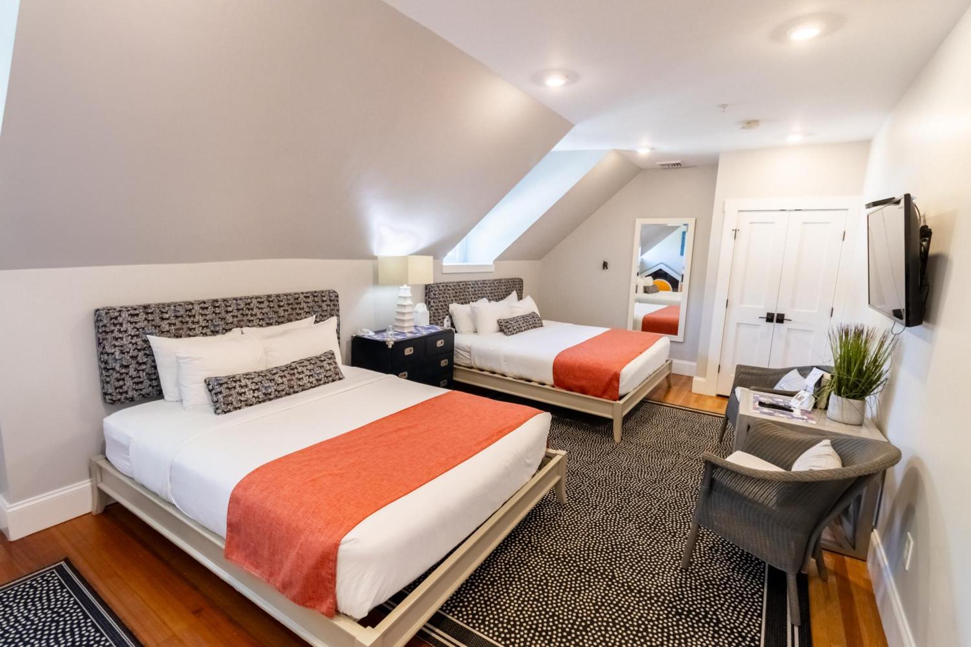 Paws On Pelham (Adults Only) Bed and Breakfast Newport Buitenkant foto