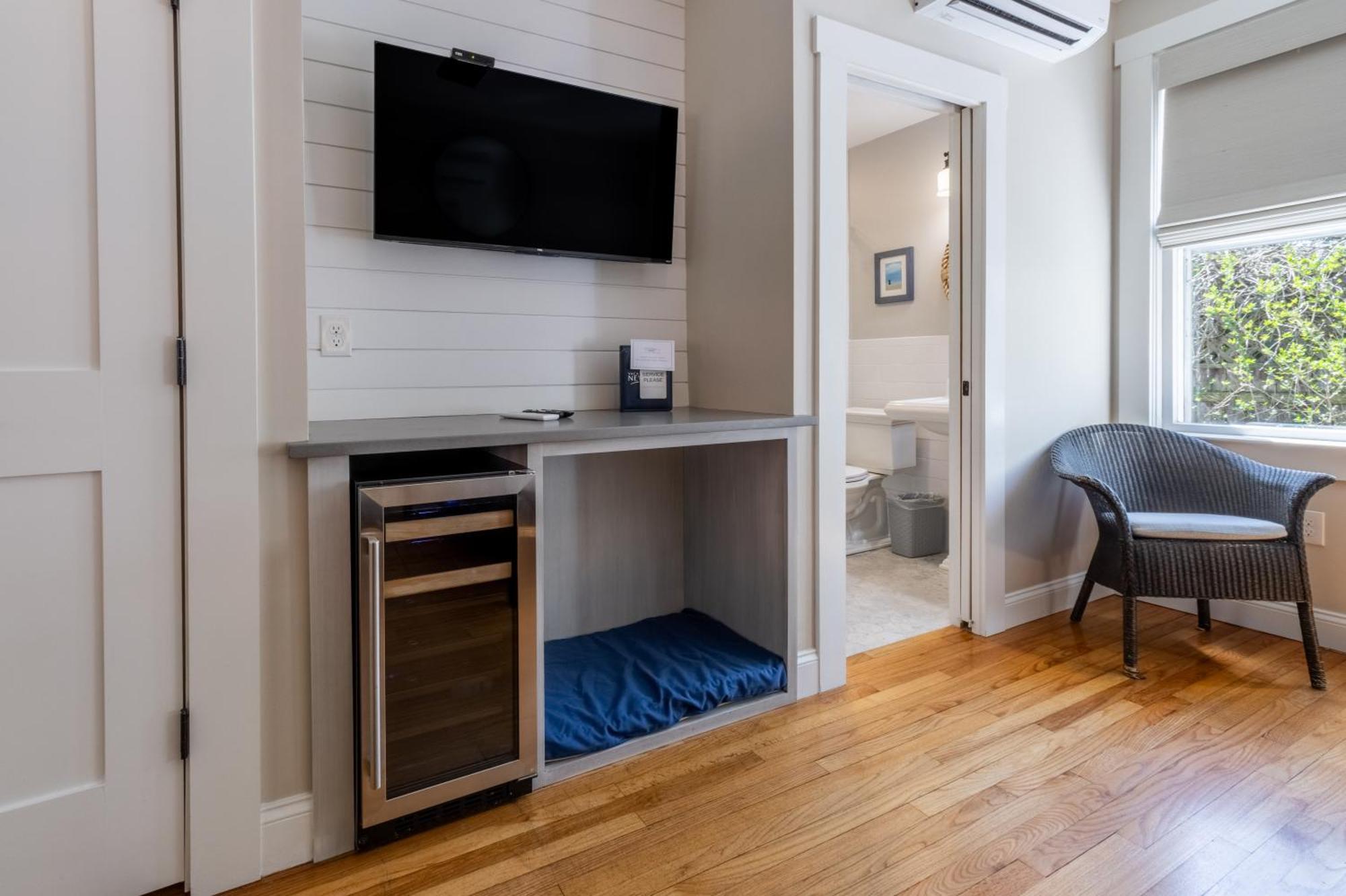 Paws On Pelham (Adults Only) Bed and Breakfast Newport Buitenkant foto